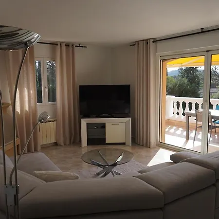 Chantilly Вилла